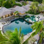 Beautiful destinations - Lizzy Cole & Jerome Poirier